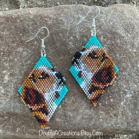 Beagle Beaded Earrings, New, Handmade by Me - Picture 7 of 8
